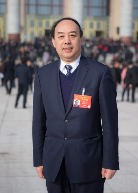 周洪宇.jpg 周洪宇.jpg