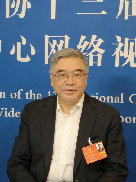 朱永新.jpg 朱永新.jpg