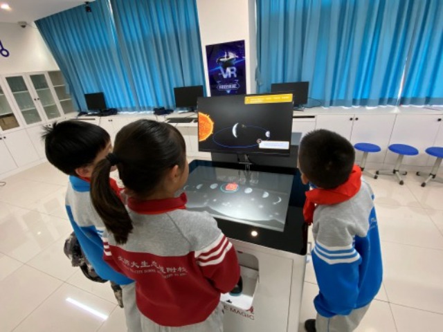 學(xué)校智慧教育特色課程。學(xué)校供圖.jpg