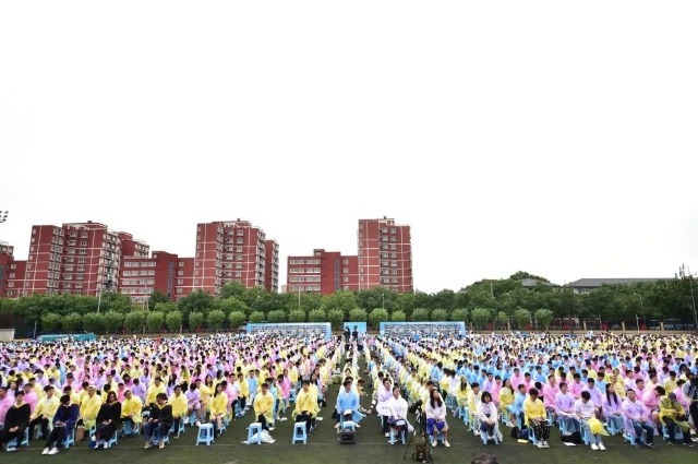 北郵畢業(yè)典禮現(xiàn)場。學(xué)校供圖.jpg