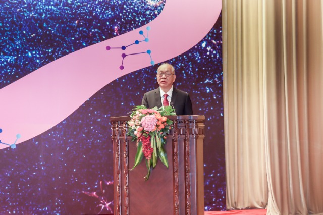 大會(huì)主席丘成桐致辭。大會(huì)供圖.jpg